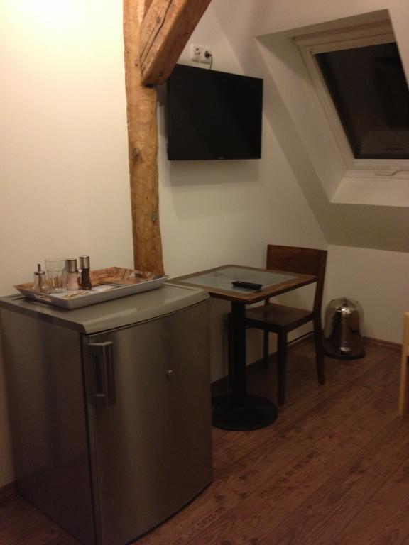 Old Town Guesthouse Эрланген Номер фото
