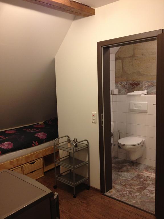 Old Town Guesthouse Эрланген Номер фото
